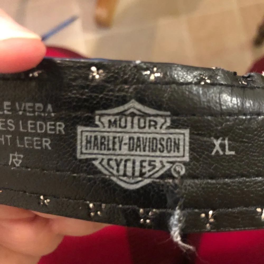 Harley Davidson Statement Leather Belt Silver Logo Buckle XL  Rivets 1.5” Moto